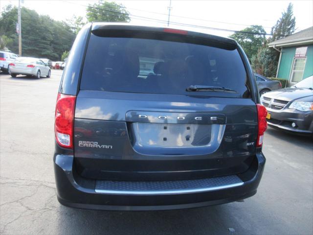 2014 dodge grand caravan sxt