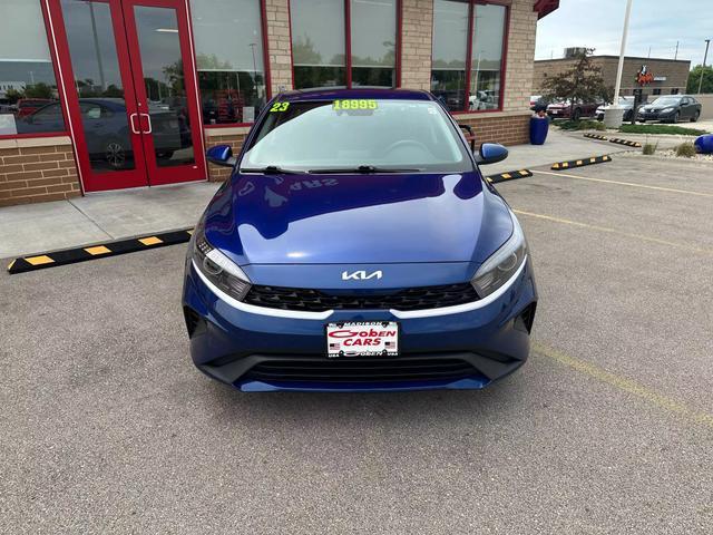 2023 kia forte lxs