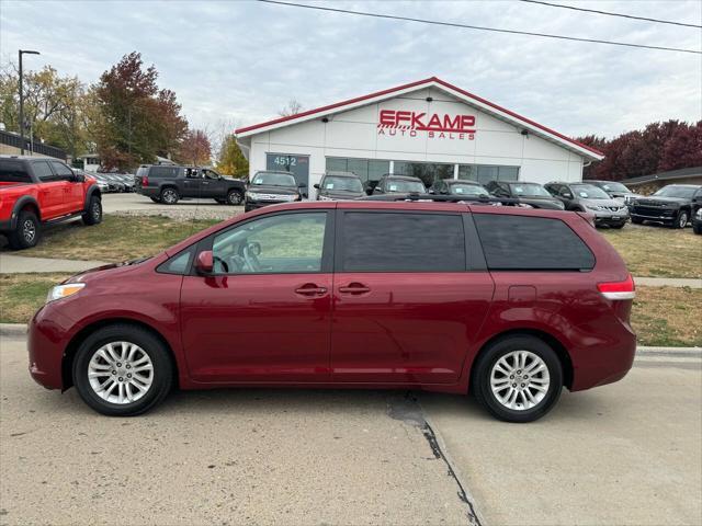 2011 toyota sienna xle
