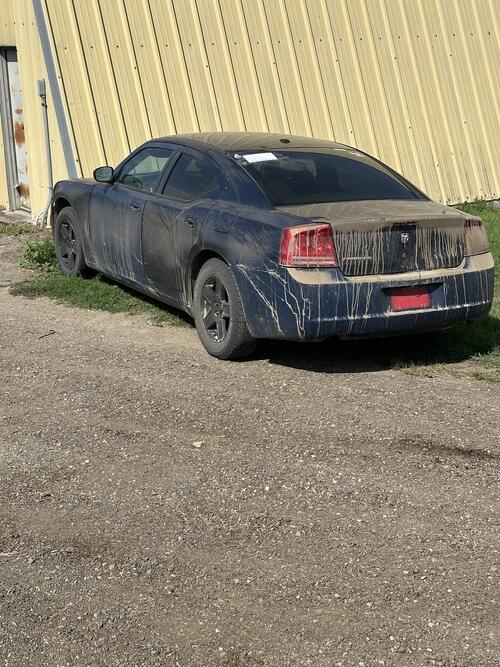 2006 dodge charger runs and drives amazing 135k miles i daily drive it so miles wi