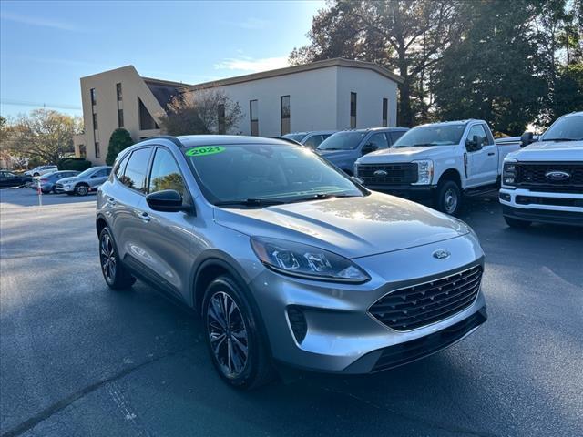 2021 ford escape se