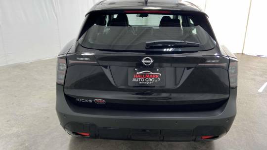2025 Nissan Kicks