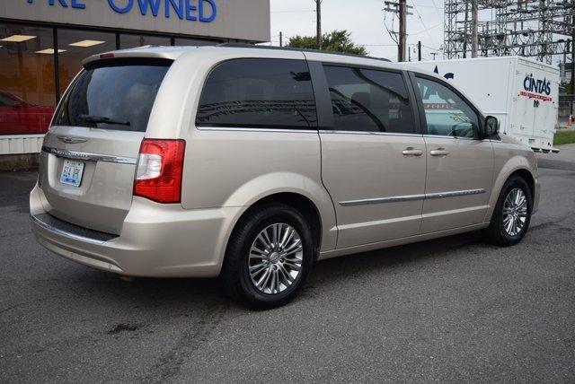 used 2015 chrysler town & country touring-l ashland, ky 41101 for sale in ashland, kentucky