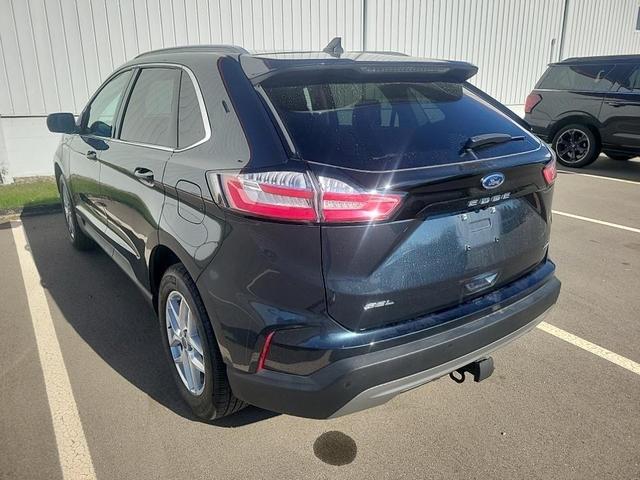 2022 ford edge sel