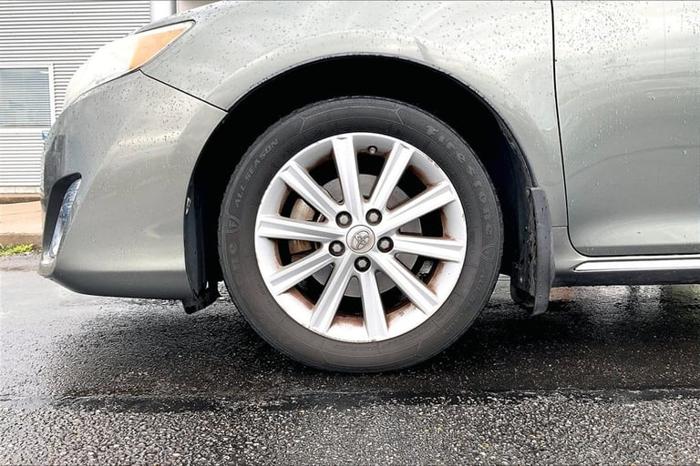2012 toyota camry xle in mineral wells, mississippi