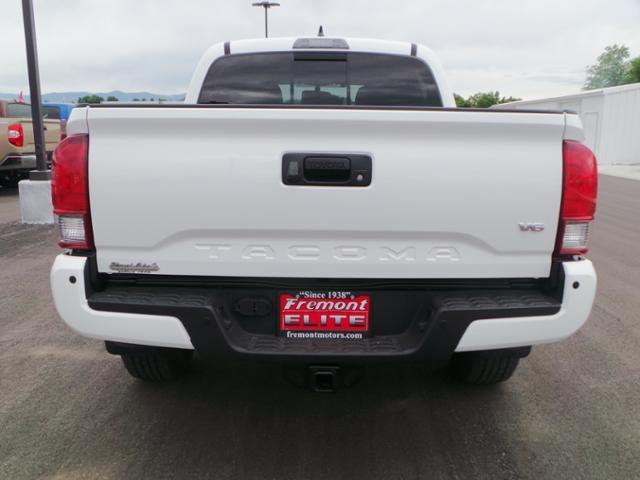 2017 toyota tacoma sr5 v6 4x4 sr5 v6 4dr double cab 5.0 ft sb for sale in sheridan, wyoming