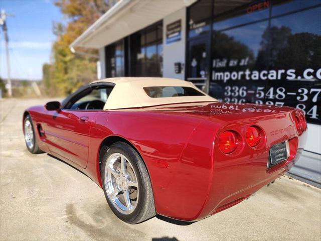 2004 chevrolet corvette base