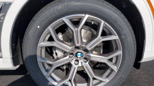 2022 BMW X7
