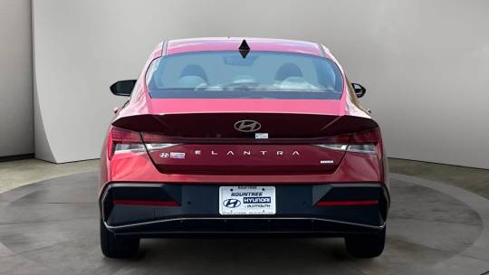 2024 Hyundai Elantra
