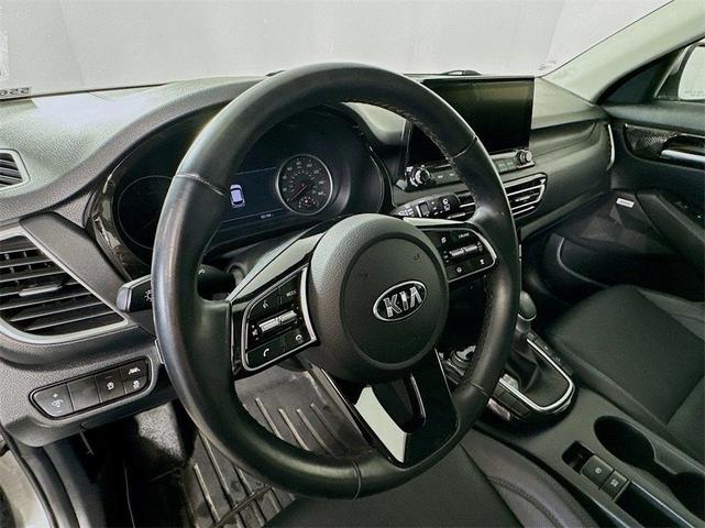 2021 kia seltos sx