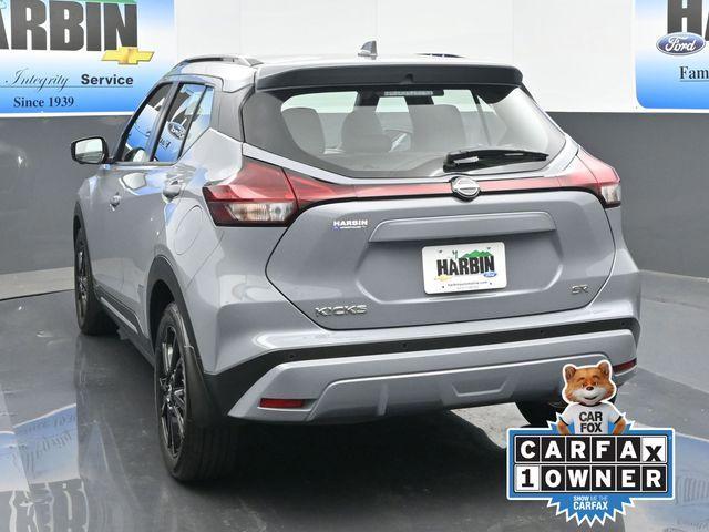 2024 nissan kicks sr