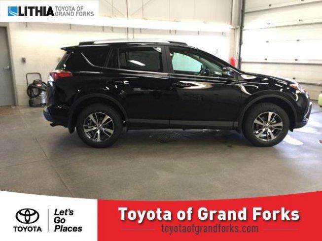 2018 toyota rav4 xle for sale in grand forks, north dakota