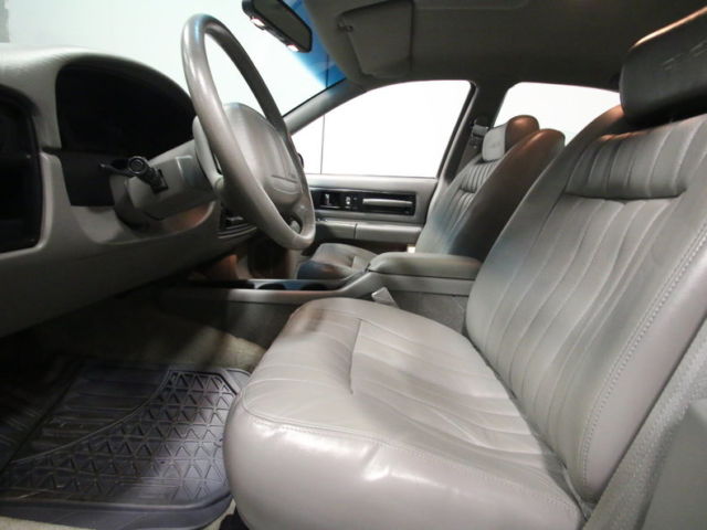 only 11k actual miles, 2-owner car, well-preserved, loaded, original docs, a+!!