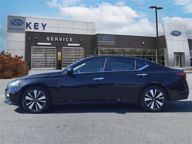 2021 nissan altima 2.5 sv