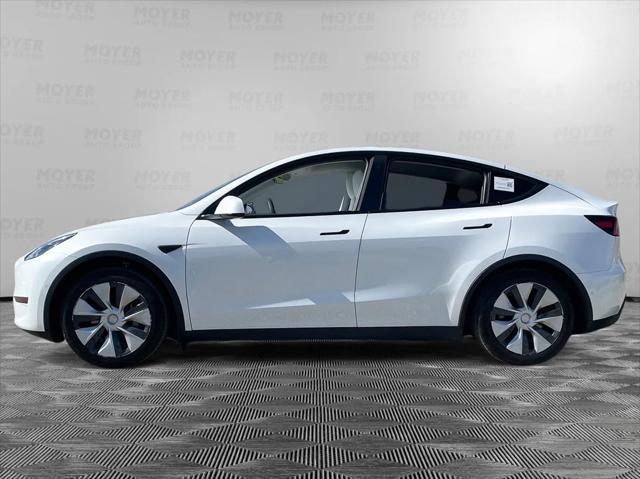 2021 tesla model y standard range rear-wheel drive