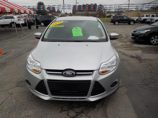 2014 ford focus se se 4dr sedan for sale in huntington, west virginia