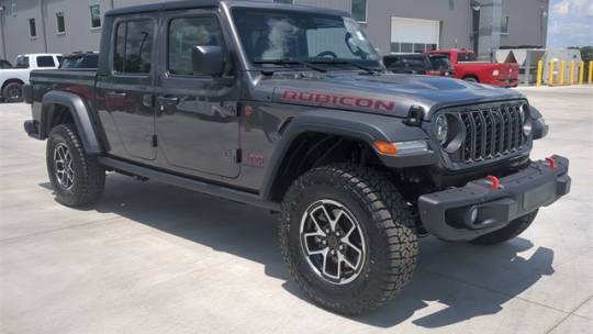 2024 Jeep Gladiator