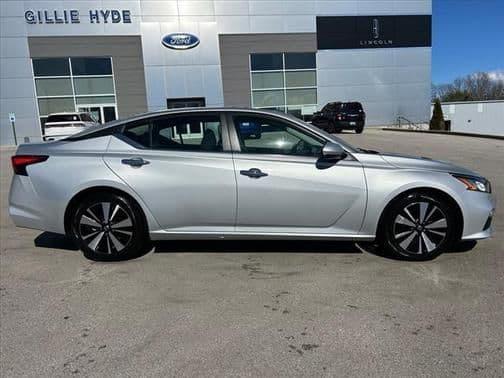 2022 nissan altima 2.5 sv 4dr front-wheel drive sedan in dry fork, kentucky
