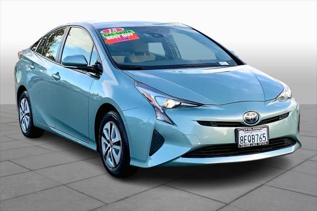 2018 toyota prius two