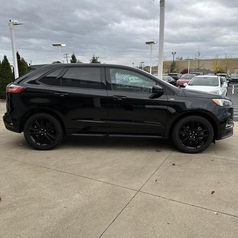 2022 ford edge st line