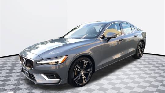 2022 volvo s60 b5 inscription