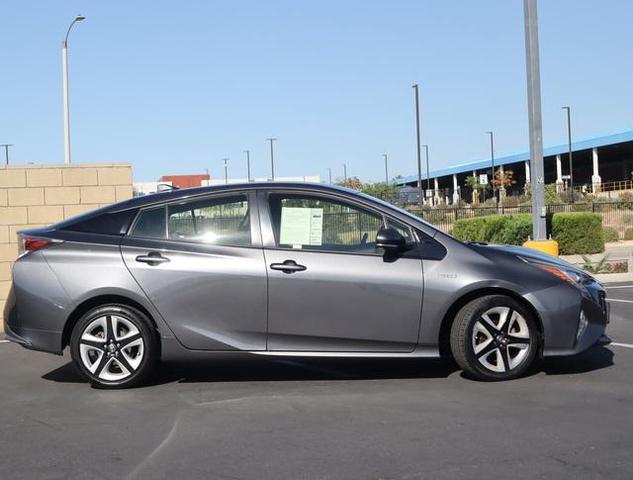2016 toyota prius three touring