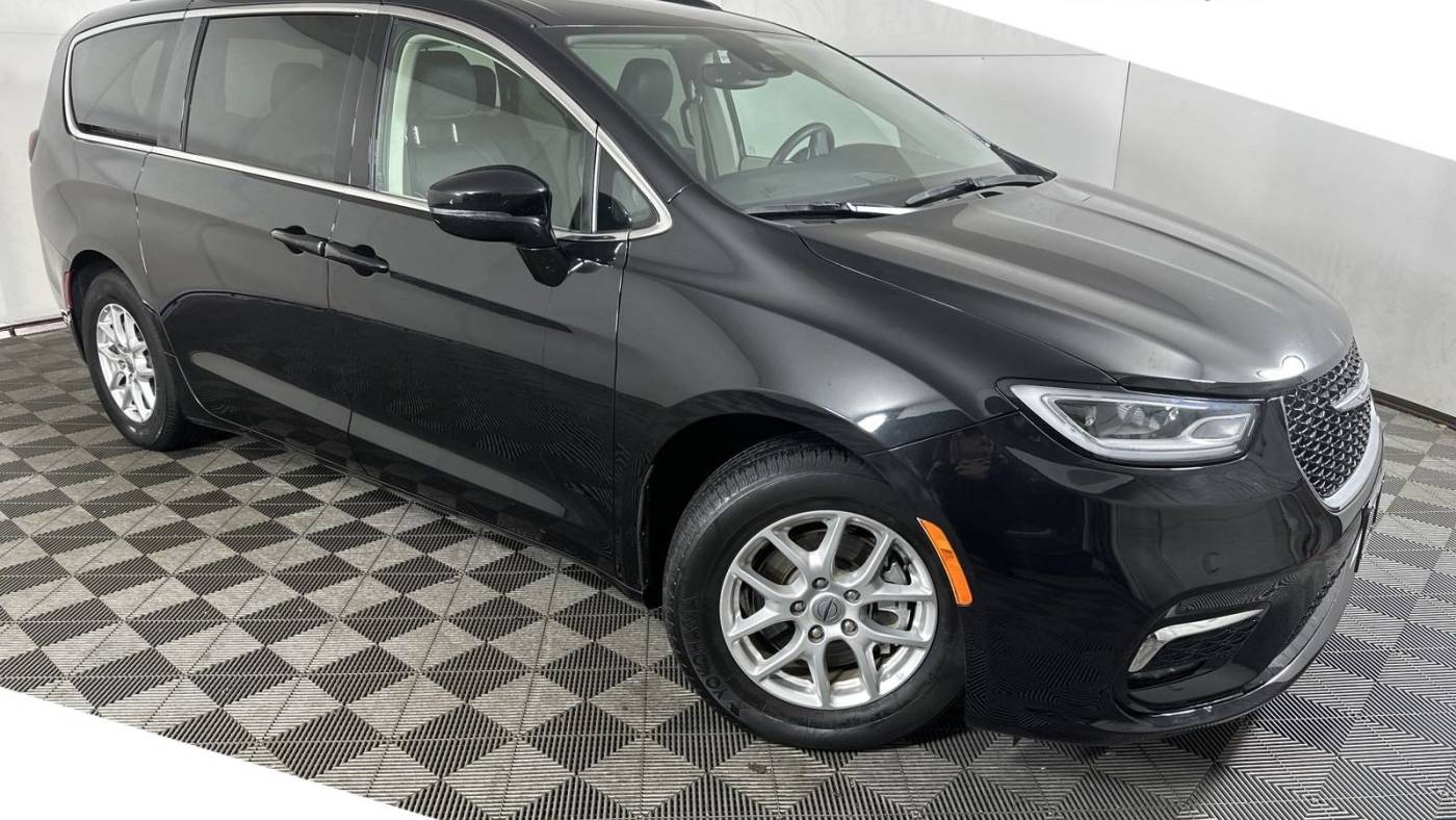 2022 chrysler pacifica touring l