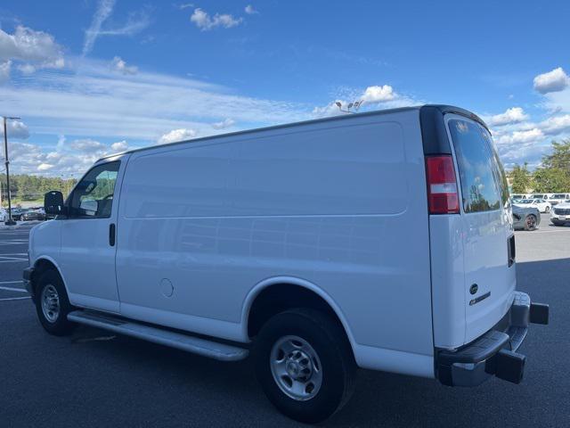 2022 chevrolet express 2500 rwd 2500 regular wheelbase wt