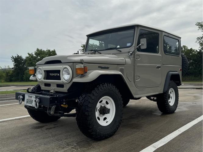 1975 toyota land cruiser fj40 in rowlett, texas
