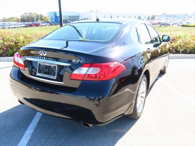 2012 infiniti m37x base