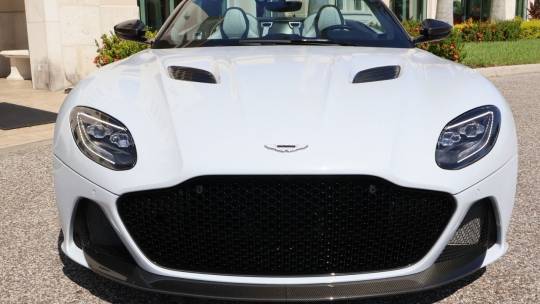 2023 Aston Martin DBS