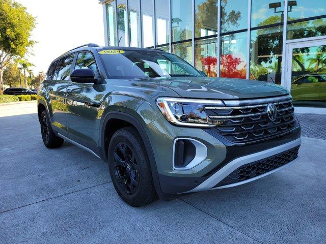 2024 volkswagen atlas 2.0t peak edition sel