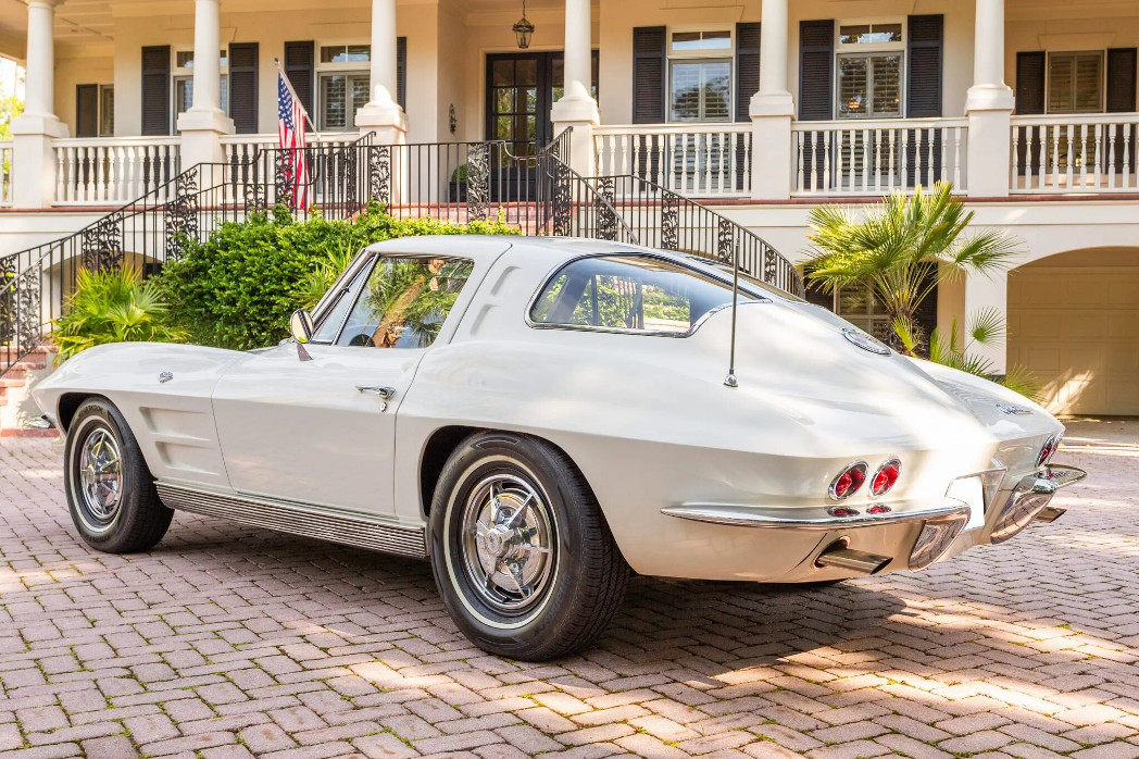chevrolet corvette