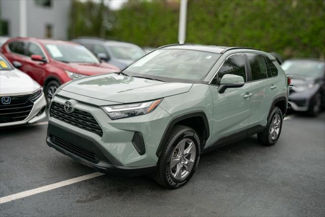 2022 toyota rav4 xle