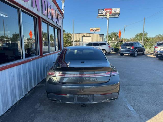 2017 lincoln mkz base