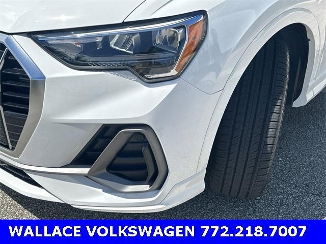 2022 audi q3 45 s line premium