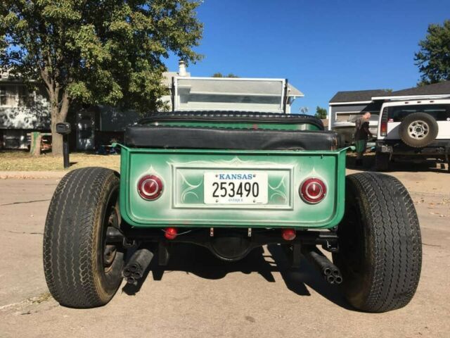 1923 ford t bucket survivor