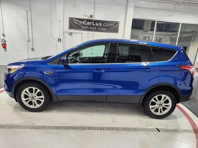 2017 ford escape se 4dr front-wheel drive in waukegan, illinois
