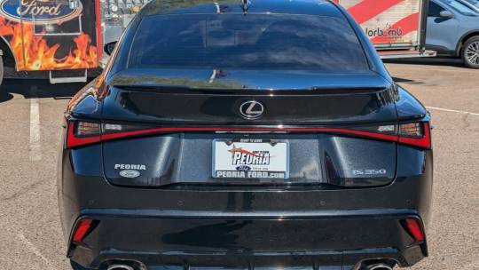 2022 Lexus IS