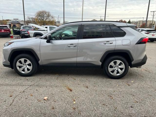 2021 toyota rav4 le