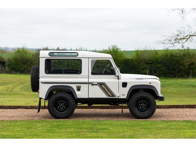 1995 land rover defender in easton, pennsylvania