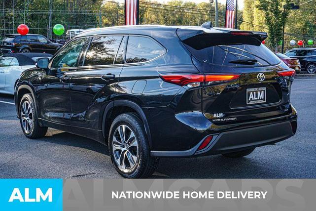 2021 toyota highlander xle