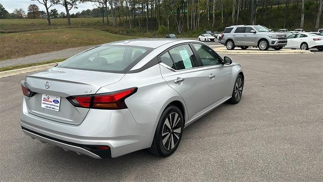 2021 nissan altima 2.5 sv