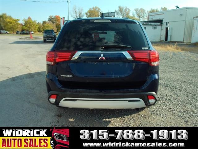 2020 mitsubishi outlander es