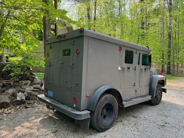 1987 ford f600 armored truck police truck