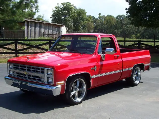 beautiful, nicely restored,1985 c-10,350 v8, a/c, loaded, ready to show and go!!
