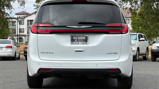 2022 Chrysler Pacifica
