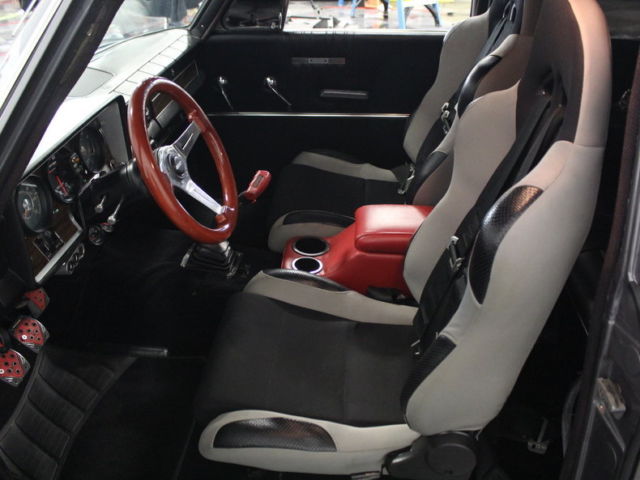 383 stroker, bds blower, tremec 5 spd, ford 9in rear, awesome pro-street build!