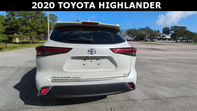 2020 toyota highlander le