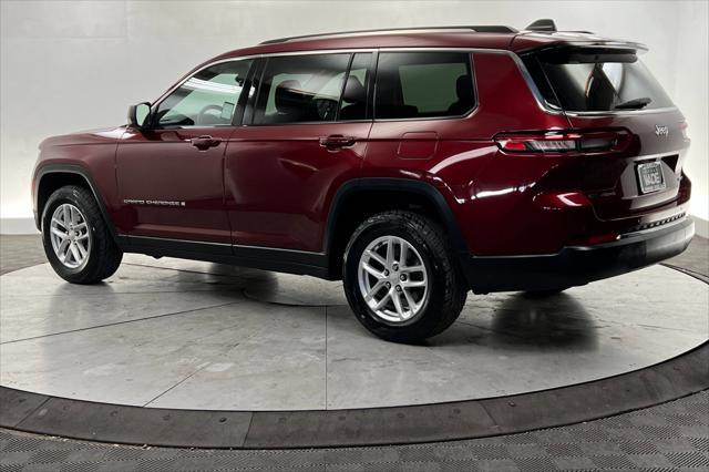 2022 jeep grand cherokee l laredo 4x4